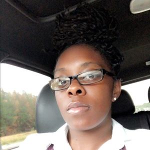 Meet your Posher, Arneshia